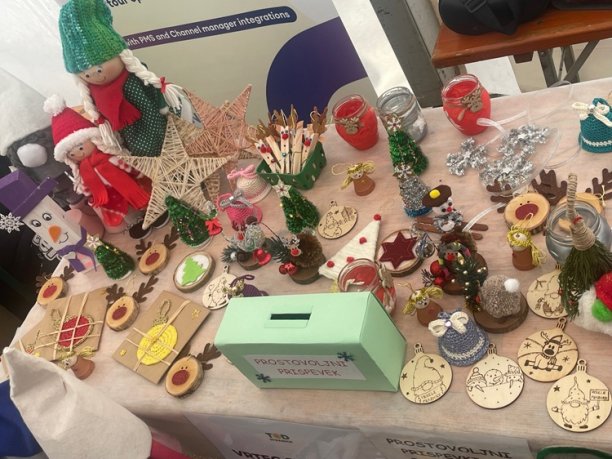 BOŽIČNI SEJEM NA STRANICAH