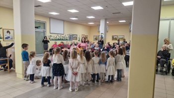 MEDGENERACIJSKO POVEZOVANJE OTROK IN STAROSTNIKOV